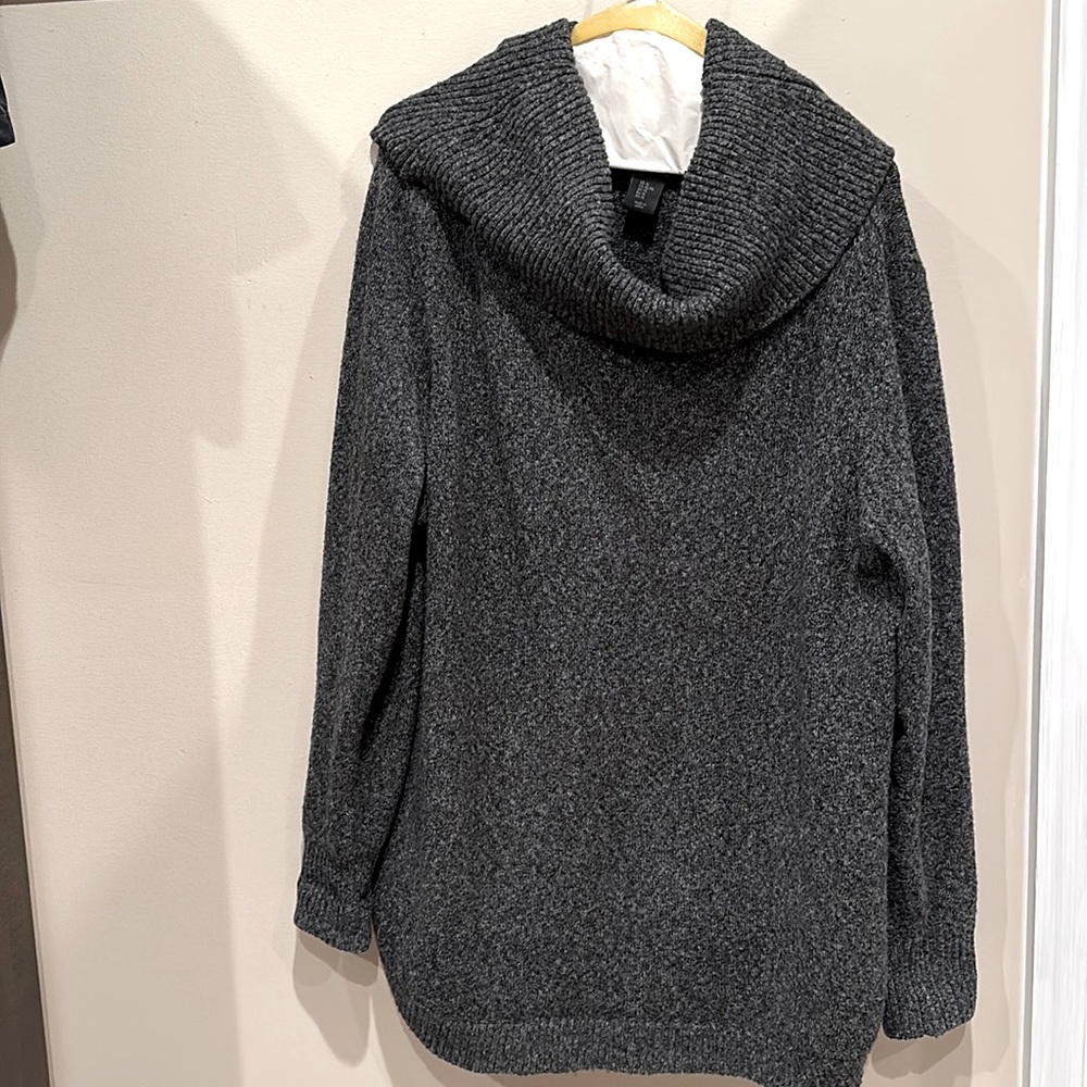 Gray Tahiri wool sweater